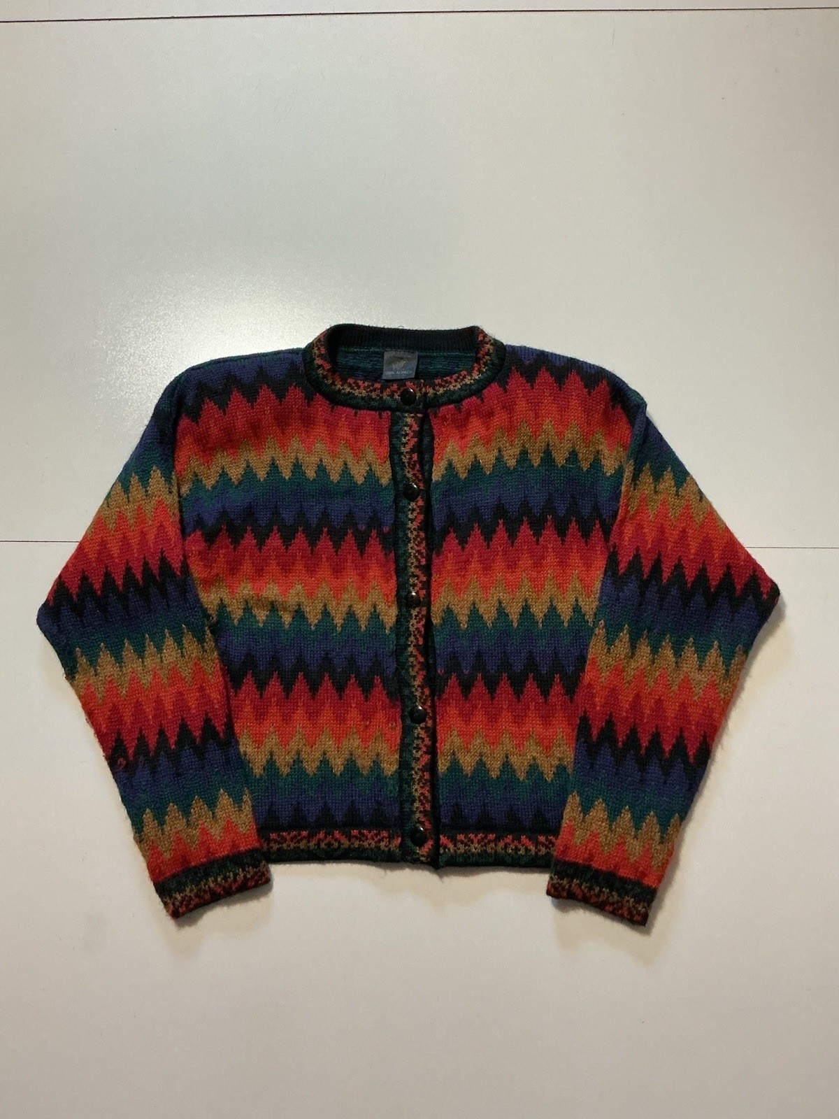 Vintage Artesania Cusco Peruvian 100% Alpaca Knit Andes Button Cardigan Sweater