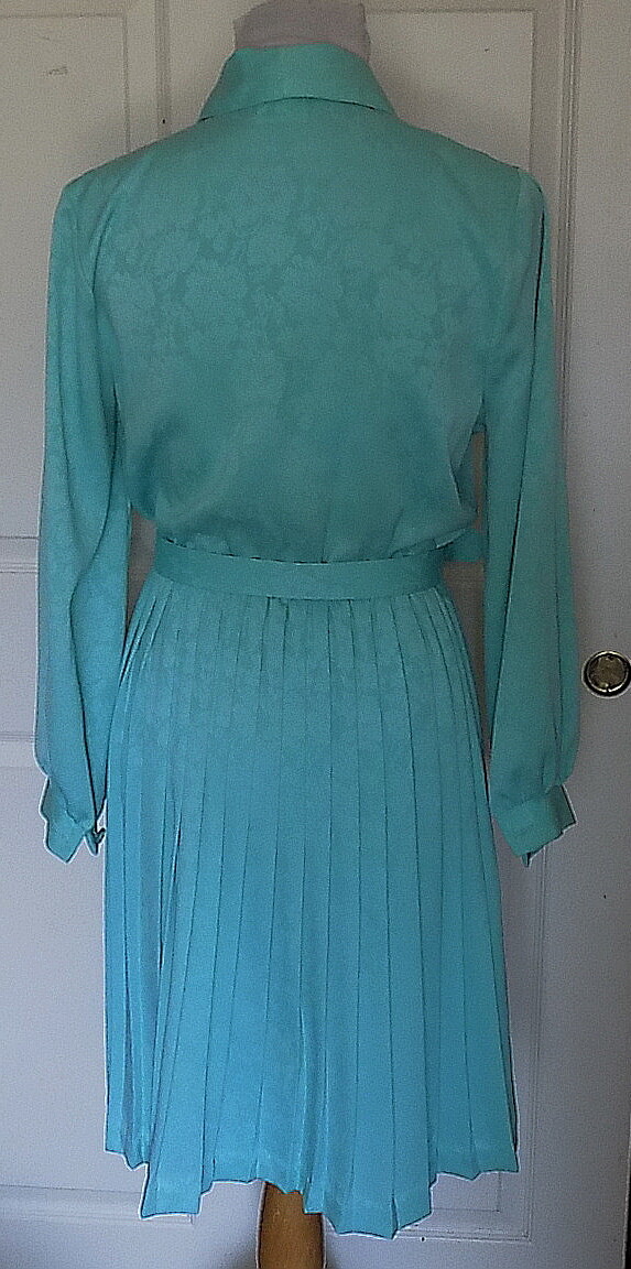 Vintage 70s Aqua Jacquard Floral Dress Pleated Skirt Florentine Petites Size 6 B