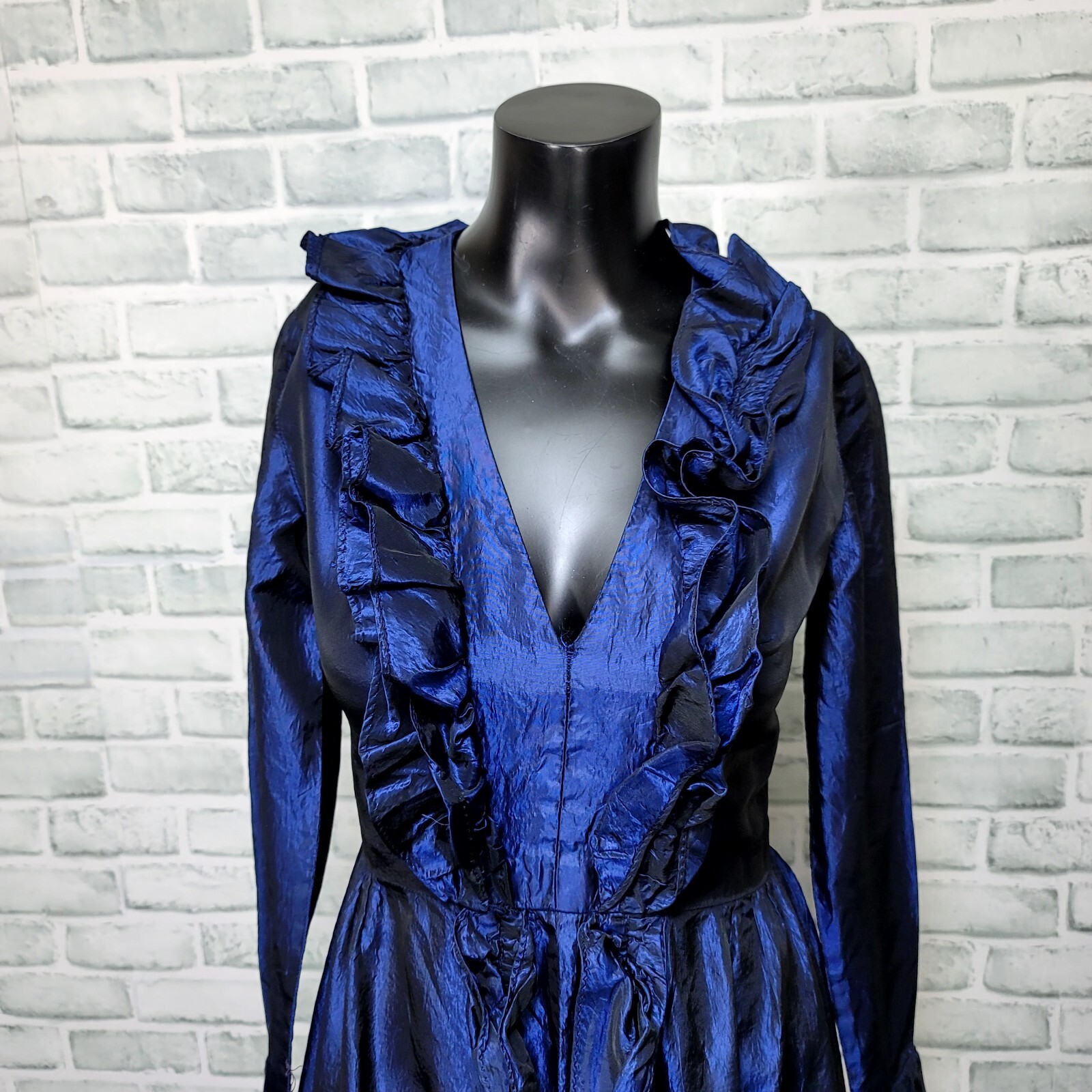 Vintage 70s Dan Leslie Womens S Midnight Blue Crushed Taffeta Ruffles Maxi Gown