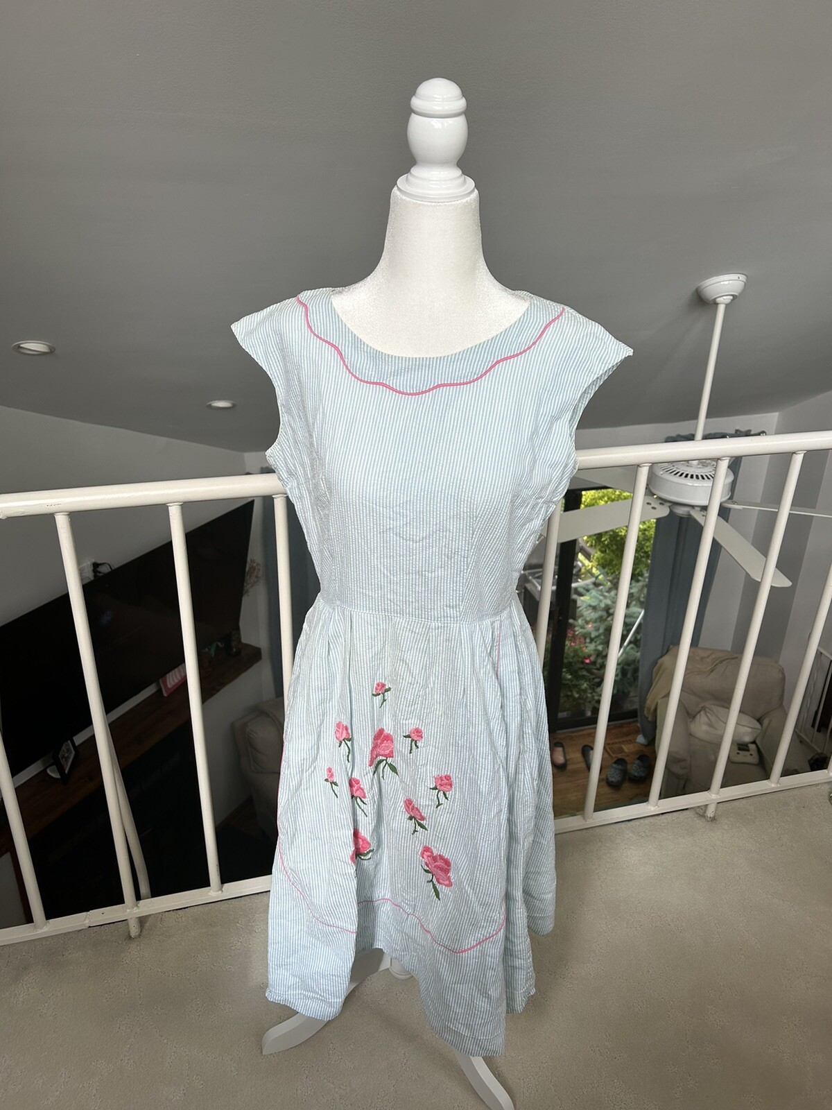 Vintage 50s-60s Blue And white Stripe Embroidered Pink Flowers House Dress Rare