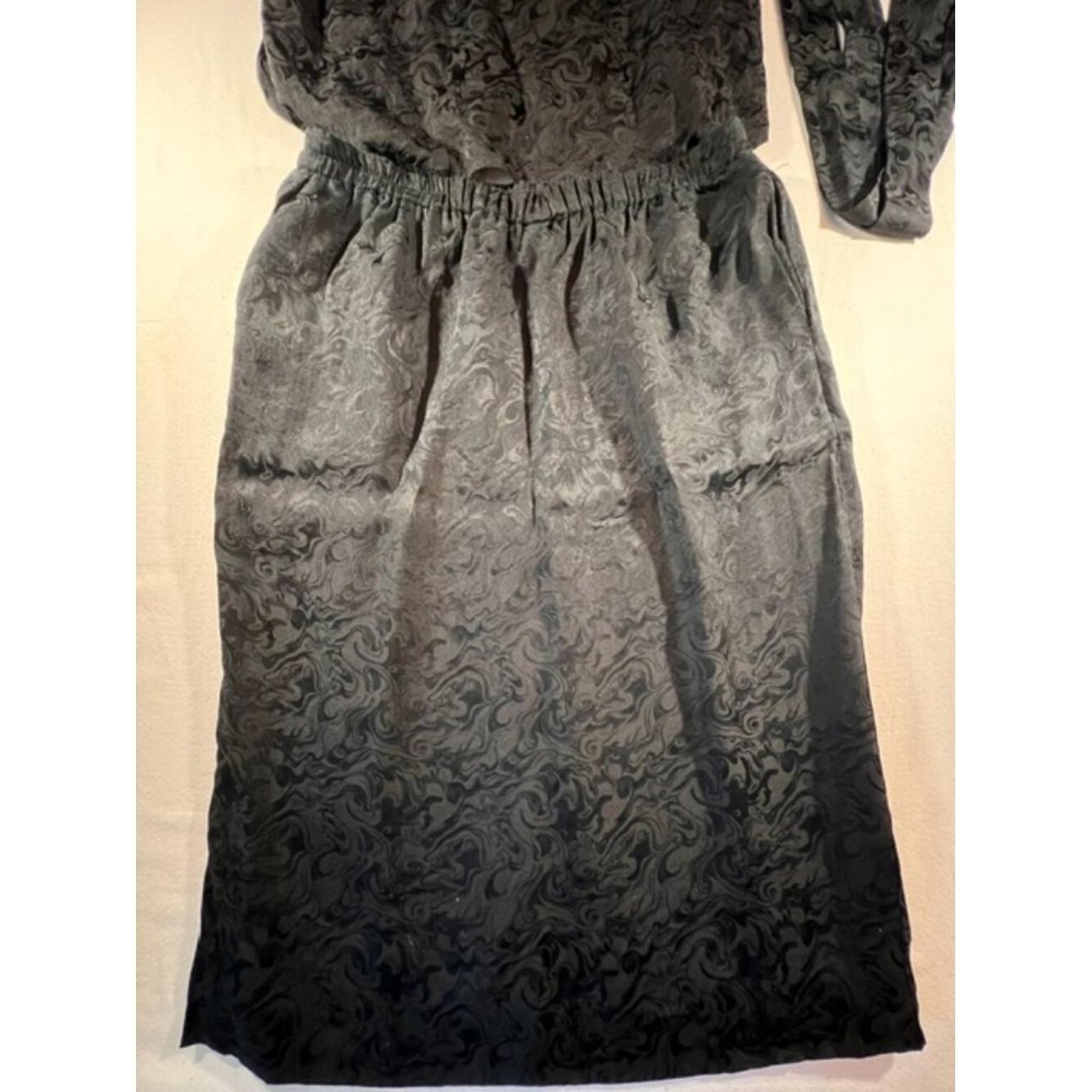 Vintage Levino Verna 3-Piece Matching Set Top,Skirt & Sash Black 100% Silk Size8