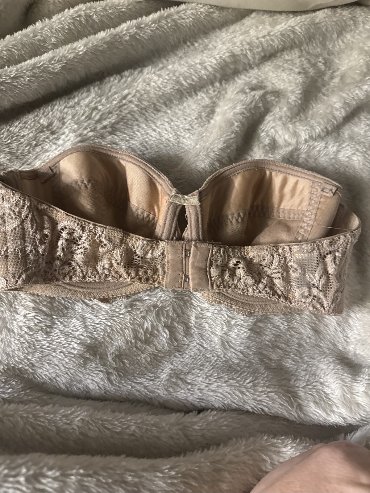Vintage Warners Strapless Underwire Beige lace Sides Bra 30B