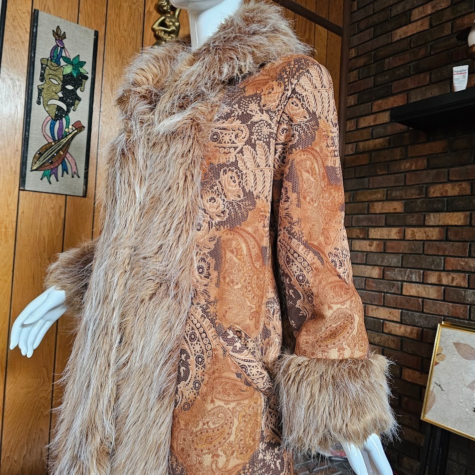Vtg 90s do 70s Penny Lane Hippie Faux Fur Jacket Shaggy Afghan Tapestry Coat M