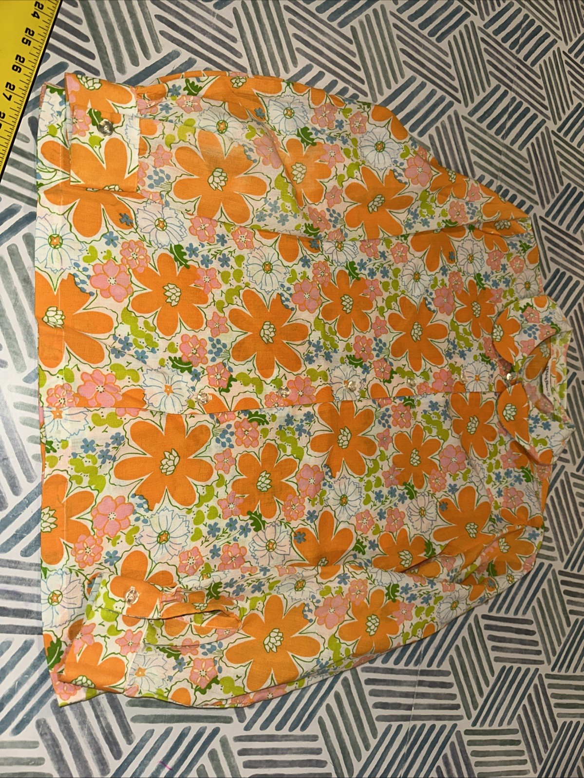 Vintage Ship 'n Shore Flower Power Blouse Orange Pink Green Floral Sz 34