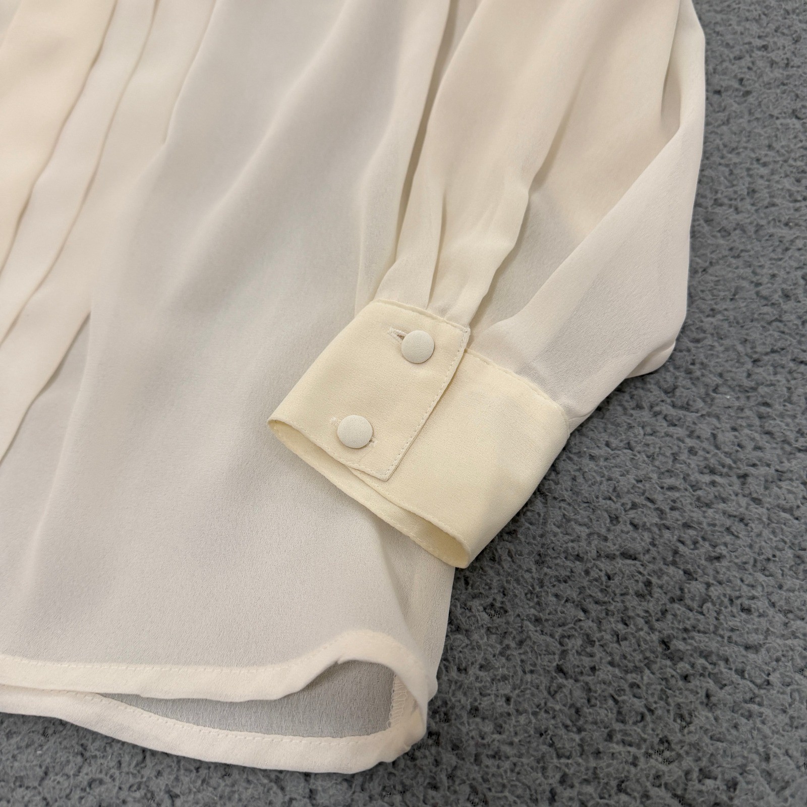Vintage Cream Pleated Embroidered Blouse Womens 10 Ivory Victorian Top Sheer