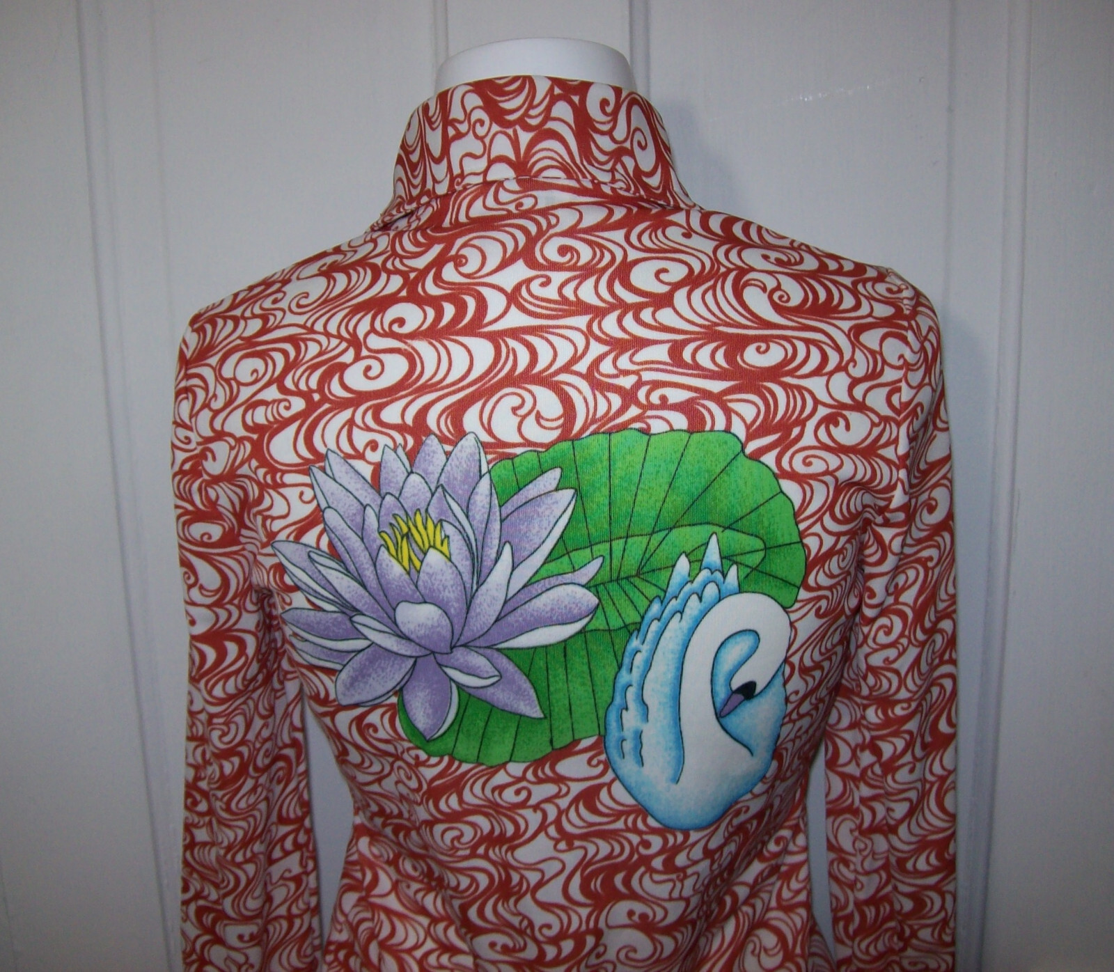 Vintage Womens 1970s Pointed Collar Long Sleeve, FROGS, SWAN, LILLY PADS