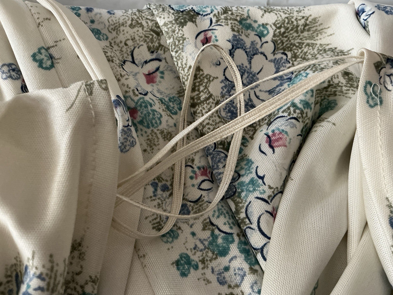 Vintage 1970s Ivory/Blue Floral Maxi Dress Sz 9/10 Goddess Bridesmaid NWT