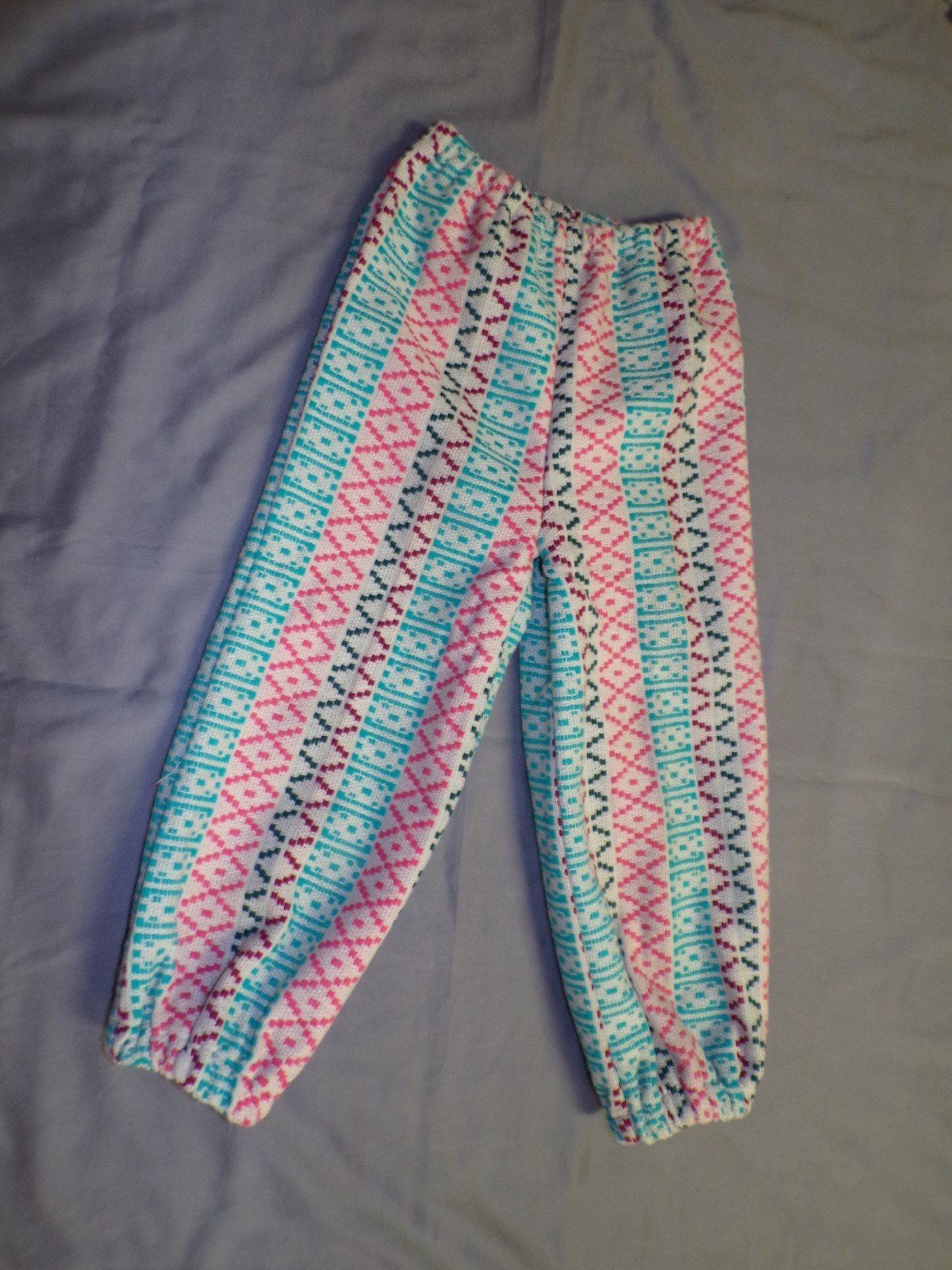 Vintage WHISTLE STOP Wool Colorful Gaucho Pants Waist 24-32″