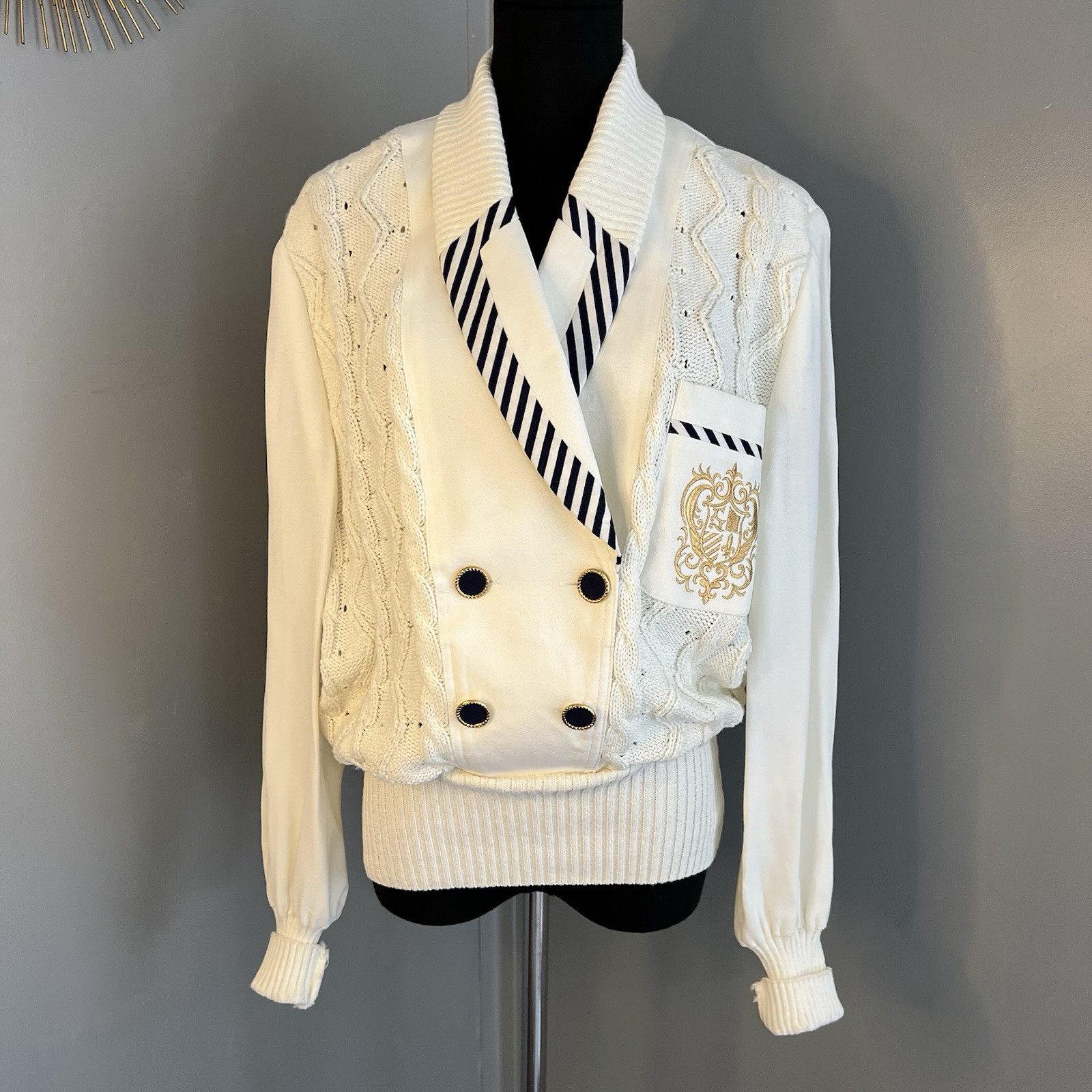 Vintage SideEffects White & Navy Cable Knit Sweater Embroidered Crest L Nautical