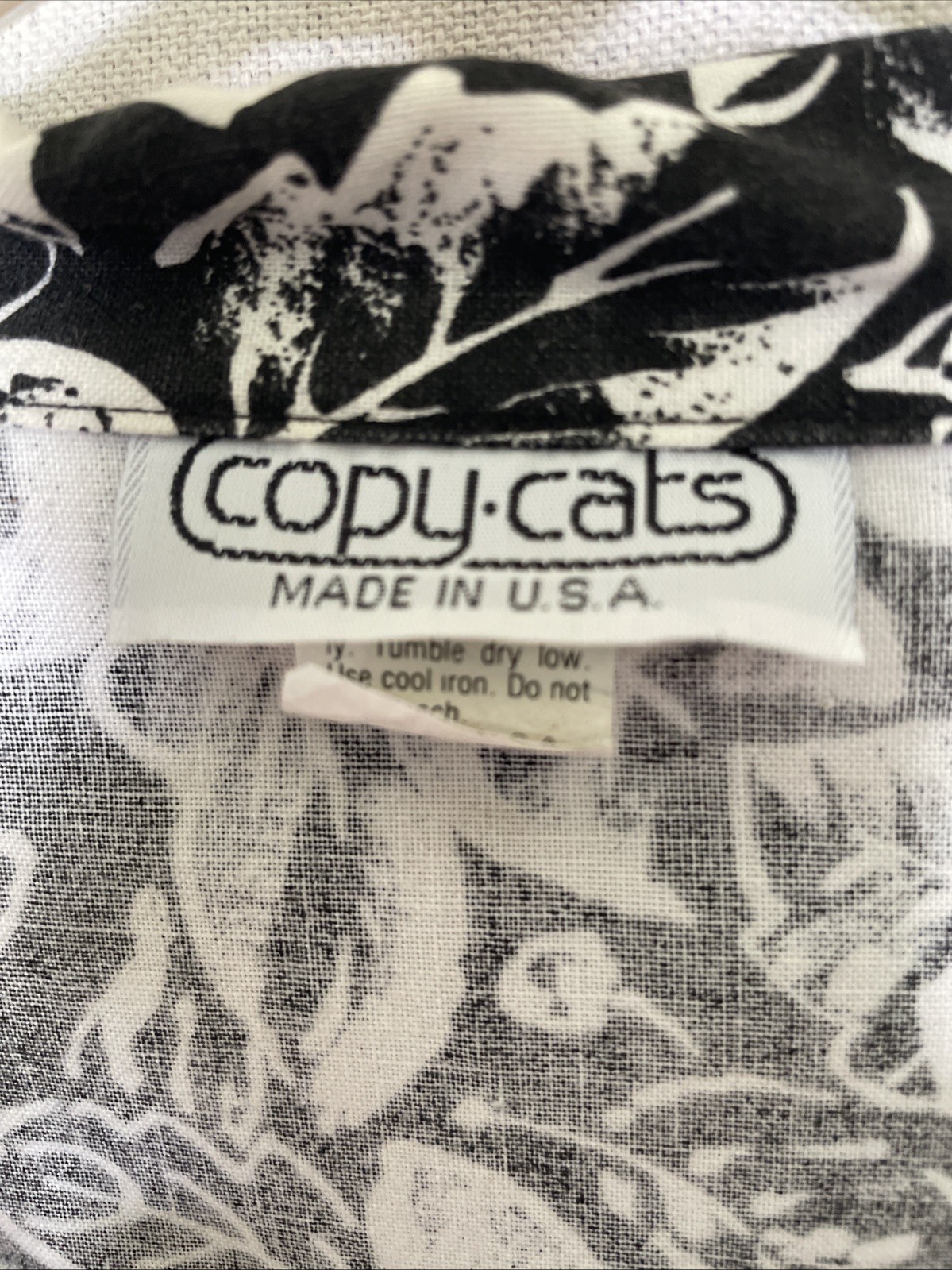 Copy Cats Vintage Blazer 1980’s Size L 100% Cotton Black White Floral