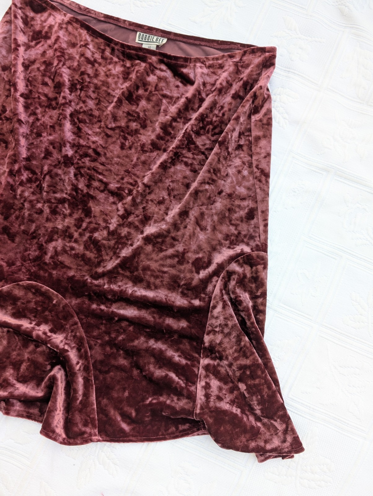 Robbie Bee Skirt Sz 14 Velvet crushed Whimsigoth Fairy Witchy Burgundish Y2K