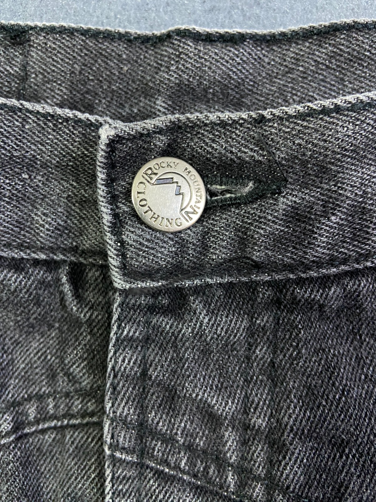 Rocky Mountain Jeans Bare Back Front Buckle High Rise 31/11 x 35 80s 90s VTG EUC