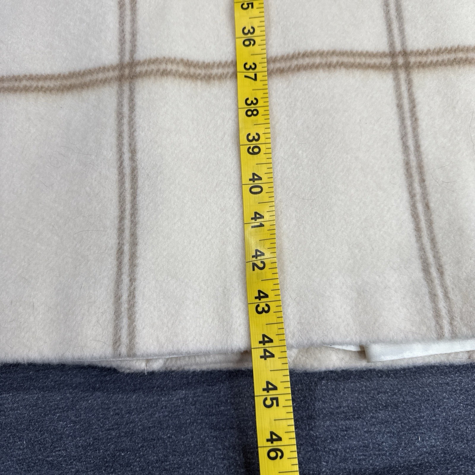 Vintage Aldorna Petite Wool Blend Coat 70% Wool 30% Nylon Made USA – Cream Plaid