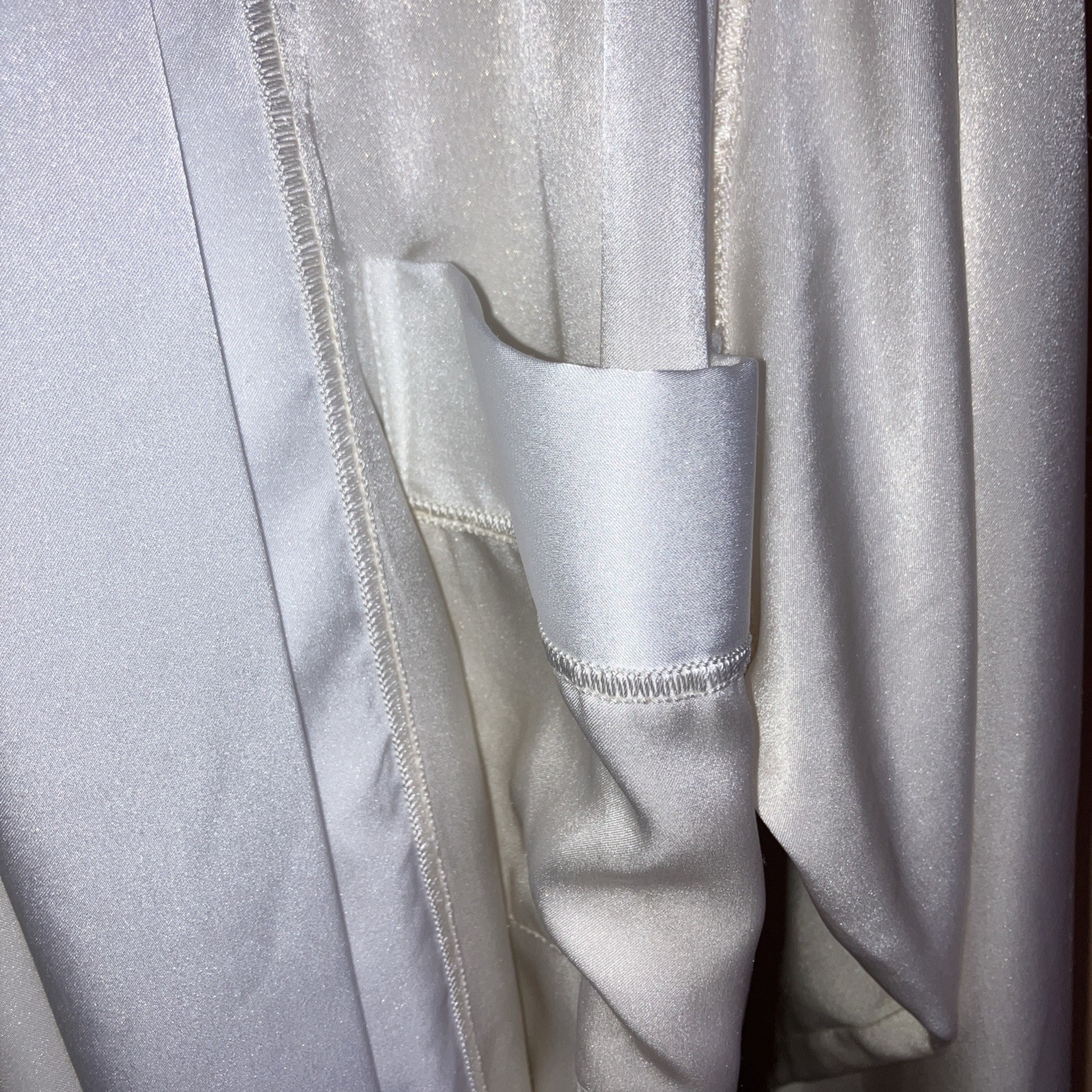 Fernando Sanchez Robe Short Cream/ White Trim Pockets. Belt Med