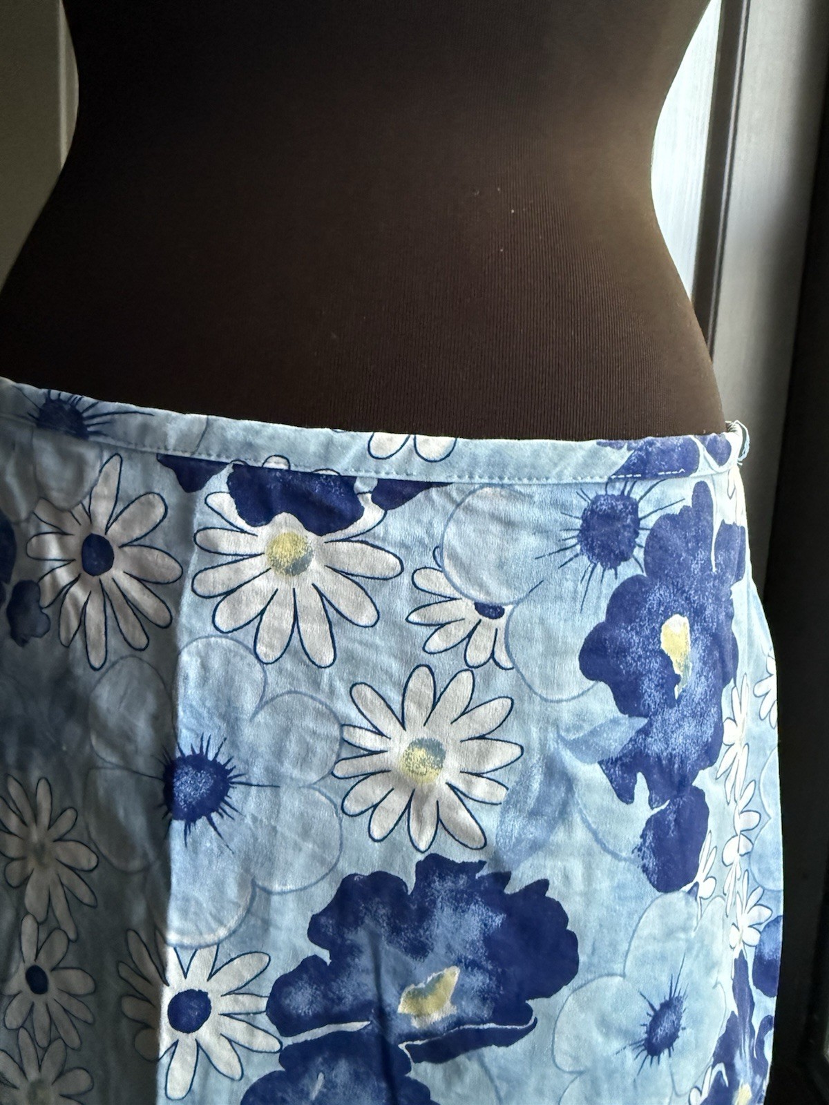 Vintage Tangents blue flower power mini skirt, size 13/14