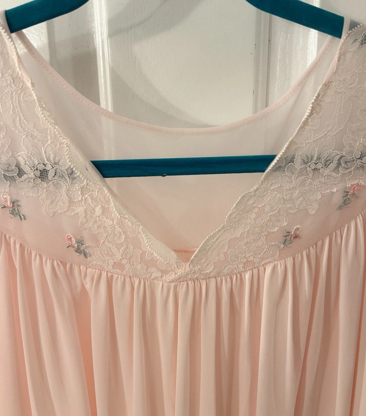 Vintage 2 Piece SHADOWLINE Pink Lace PEIGNOIR Robe (M) And Nightgown (L) Set