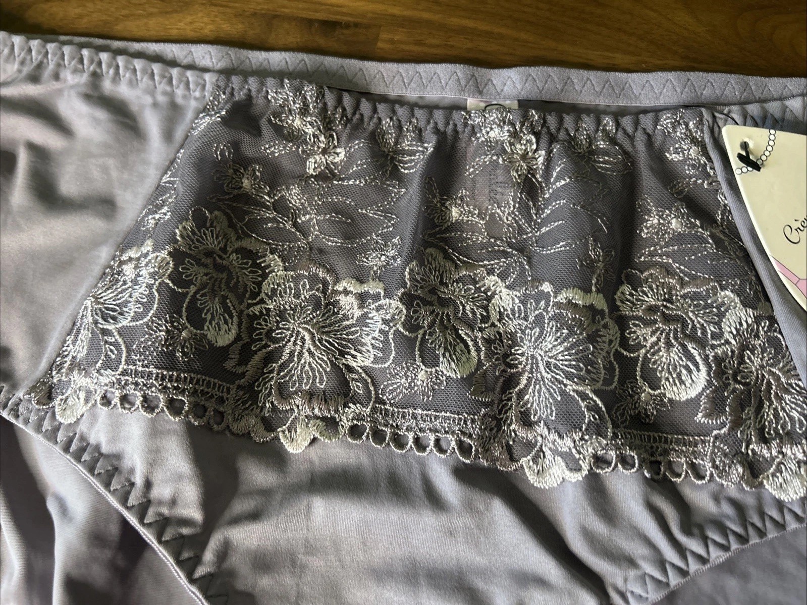 Vtg QT Brief Panties Gray Second Skin Satin Embroidery Sz 12 Creme Bralee NWT