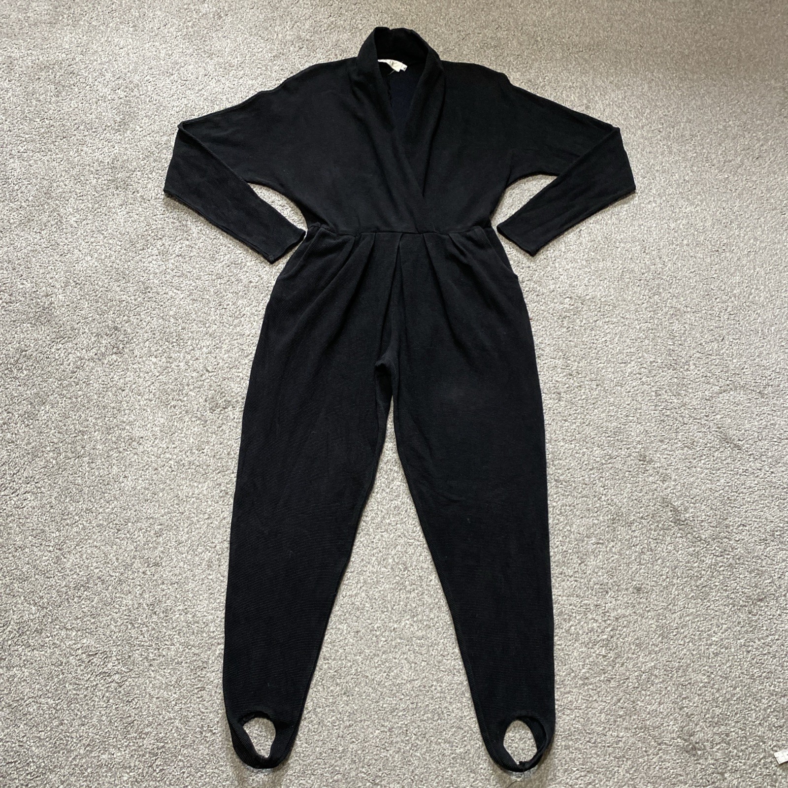 Cache VTG 80s Jumpsuit Sz M * Black Ribbed Knit Stirrups Stretch Pleated Vneck