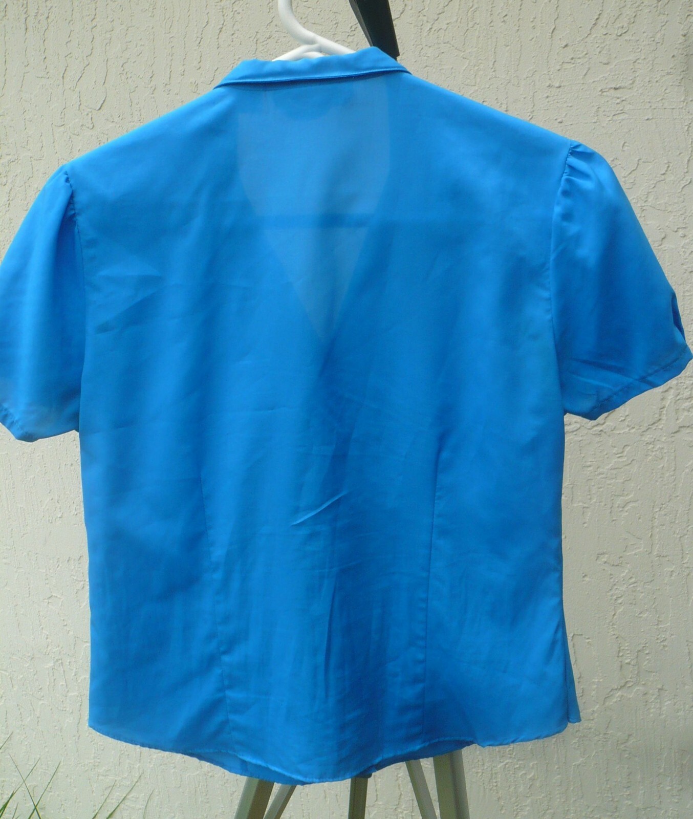 VTG 80S M L LASTING IMPRESSIONS SOLID BLUE CAP SLEEVE FITTED BLOUSE BUTTON SILKY