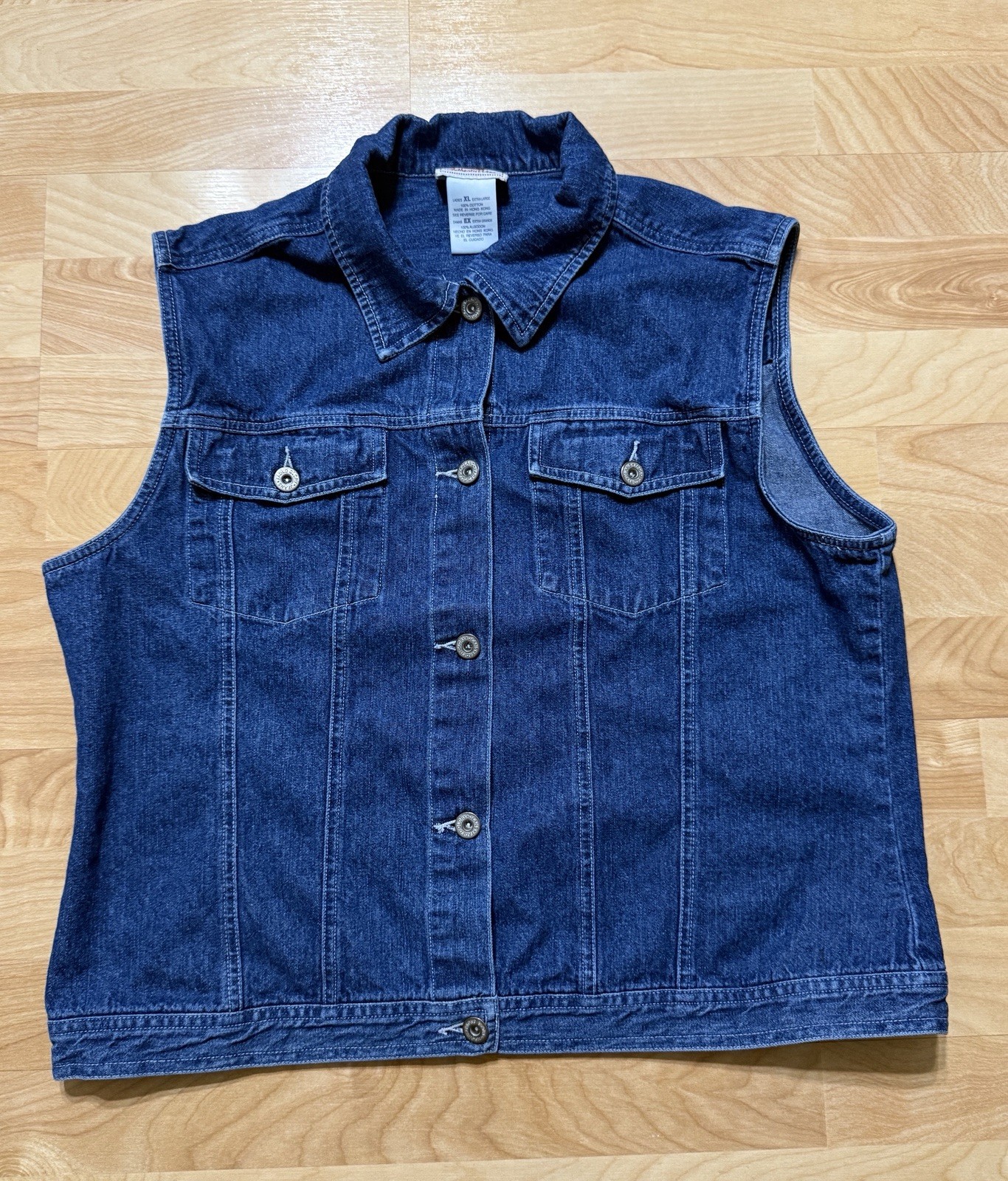 Vintage 90’s Trucker Style Woman’s Denim Button Down Vest Medium Wash Size XL