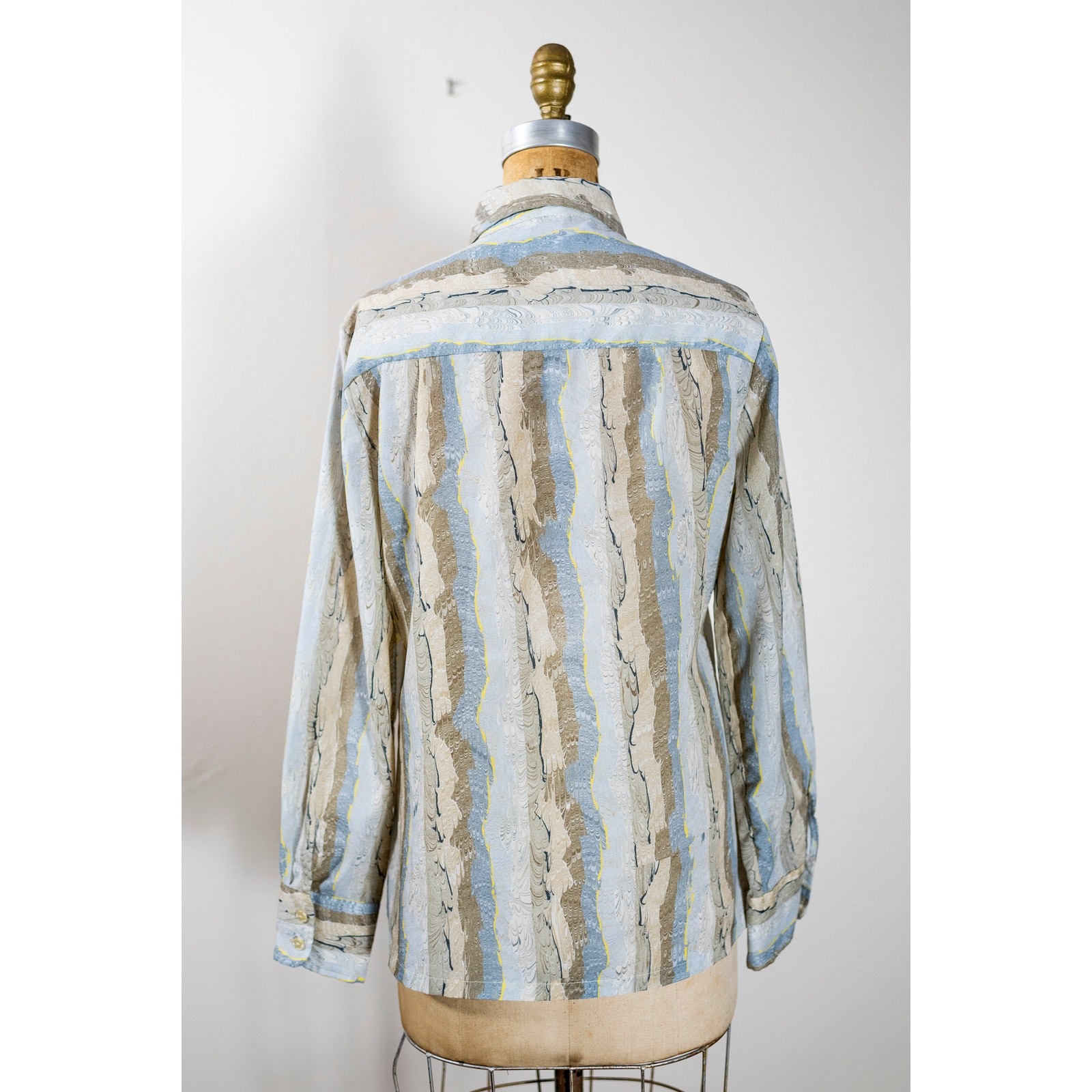 Vintage 70s Blouse, Dagger Collar, Hippie Abstract Neutral Watercolor Shirt, Med