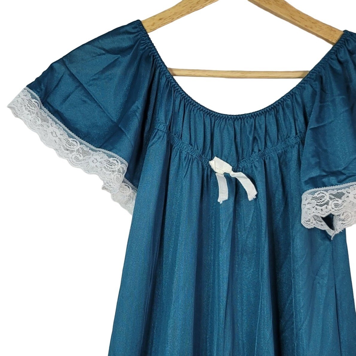 Dream Wear NIghtgown Blue Green Medium Lace Trim Nylon Flutter Lingerie USA VTG