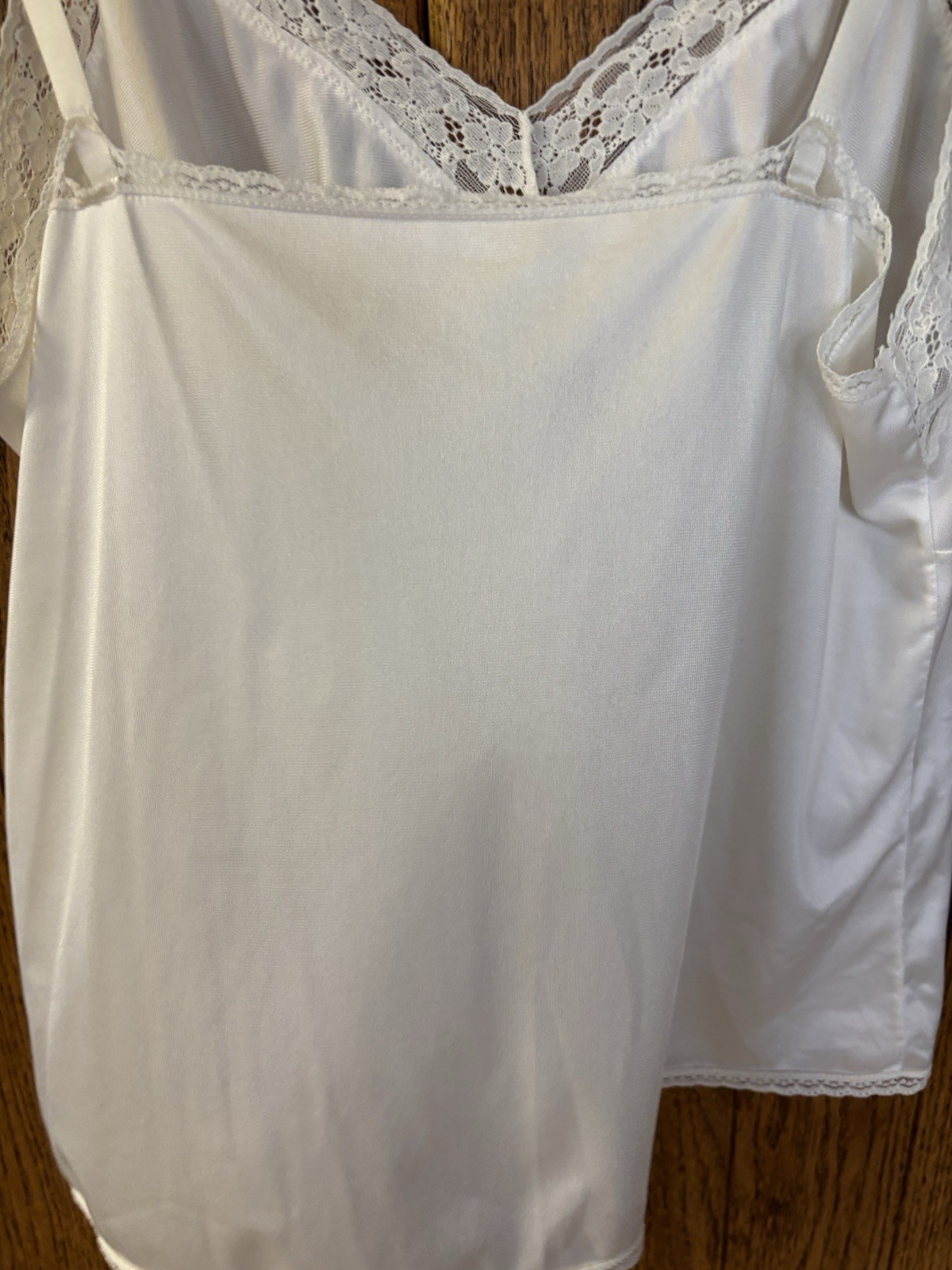 Vintage Vanity Fair Camisole Top Size 36/42 Ivory Lace Trim Nylon Cami 9-27-103