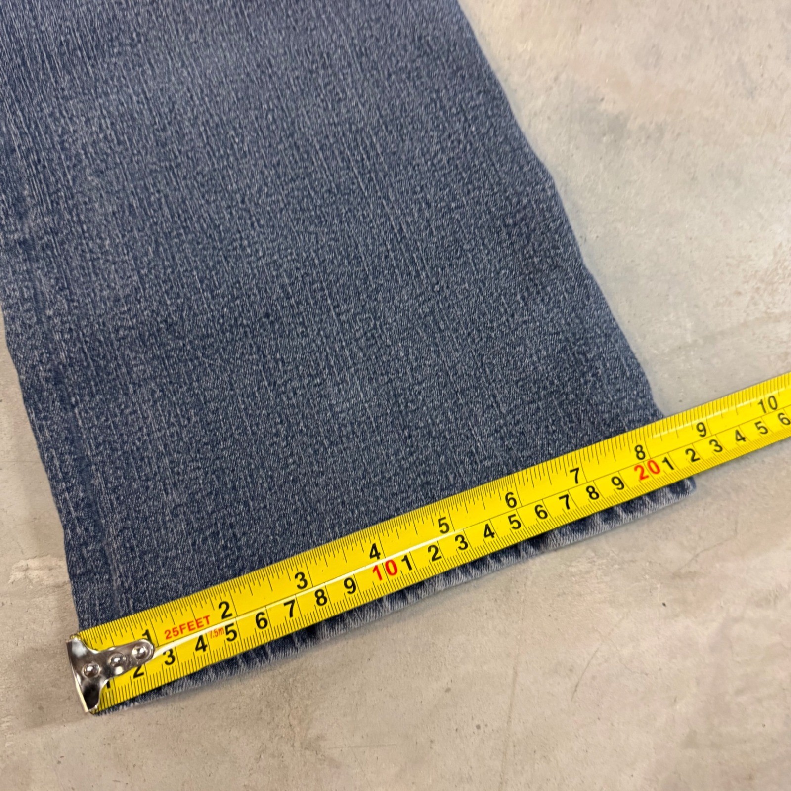 2000s y2k women’s levi’s mid rise bootcut jeans