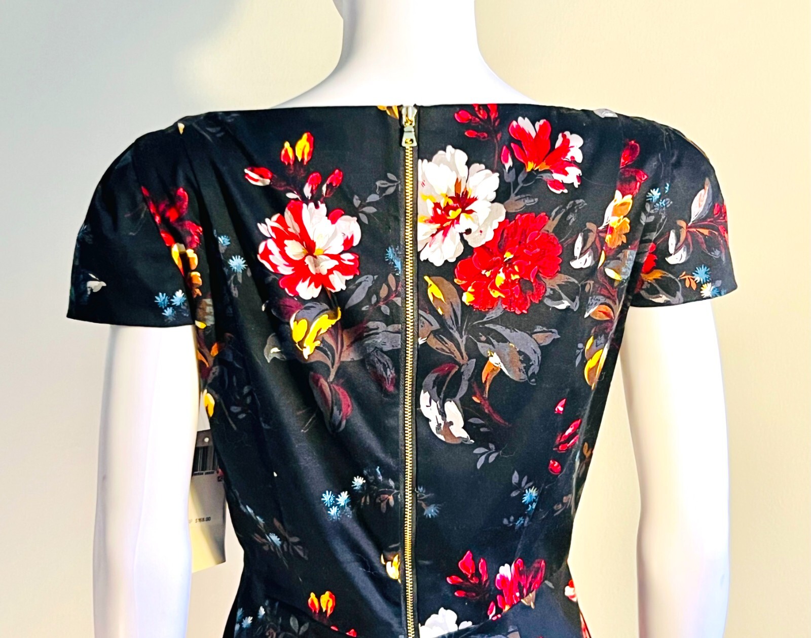 Vintage French Connection Curve Hugging Floral Dress, Cap Sleeves, Tags $168, 12
