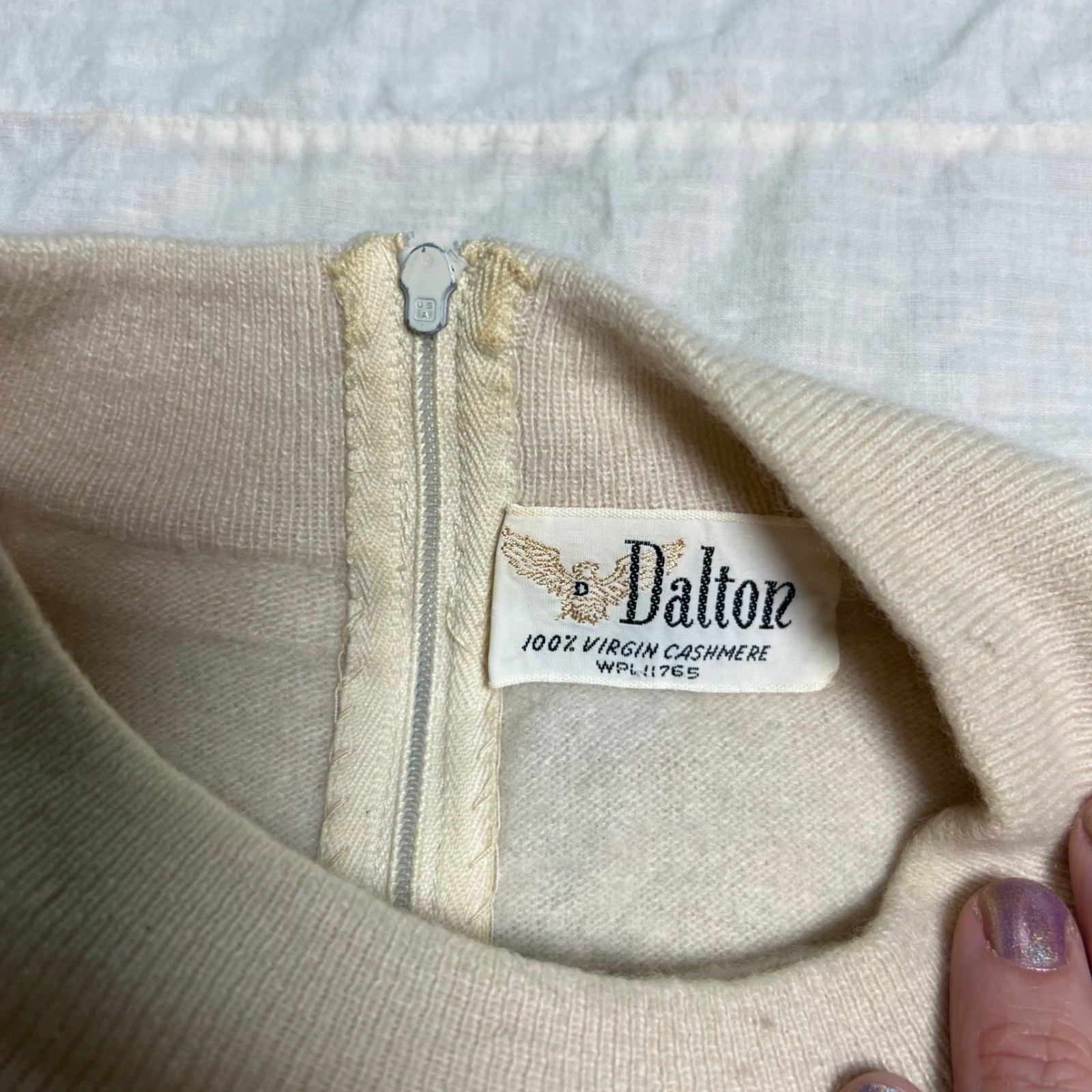 Vintage Dalton 100% Virgin Cashmere Short Sleeve Mock Neck Zip Back Sweater