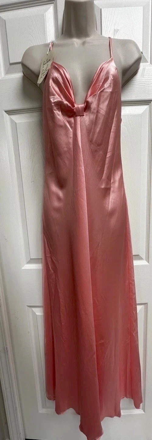 NWT VTG Claire Sandra Lucie Ann Beverly Hills SZ M Coral Slip Dress Nightgown