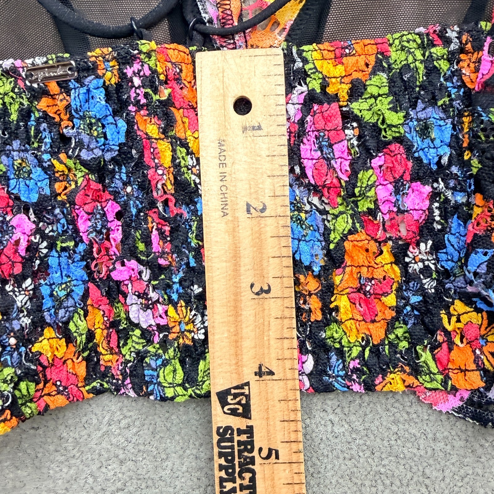 Victoria’s Secret ” Pink ” Bralette Floral Womens Sz Small Black Leather Straps