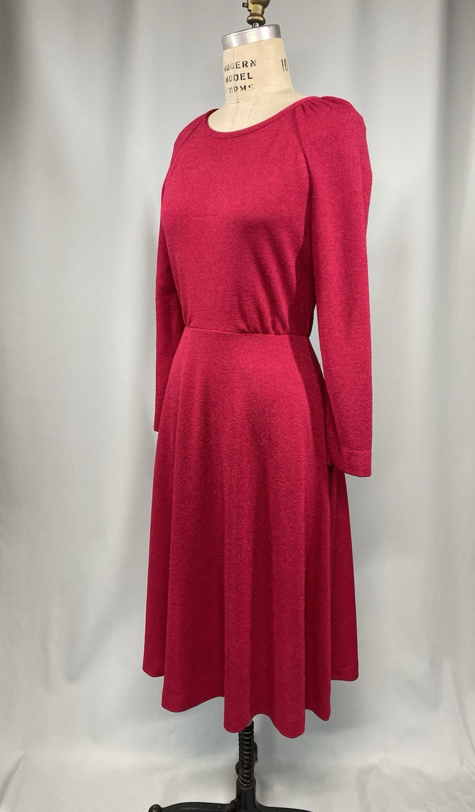 Vintage Dress SIZE MEDIUM red long sleeve LESLIE FAY 70s 80s classic long sleeve