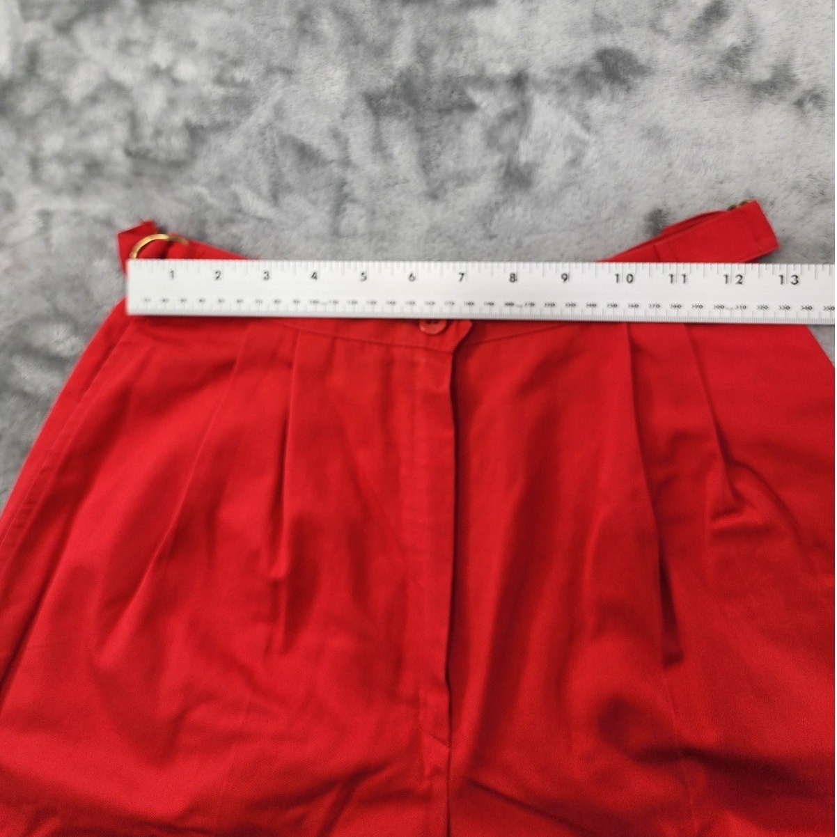 Vintage Personal Shorts Womens XS Red High Rise Pleated Buckle Waist Preppy