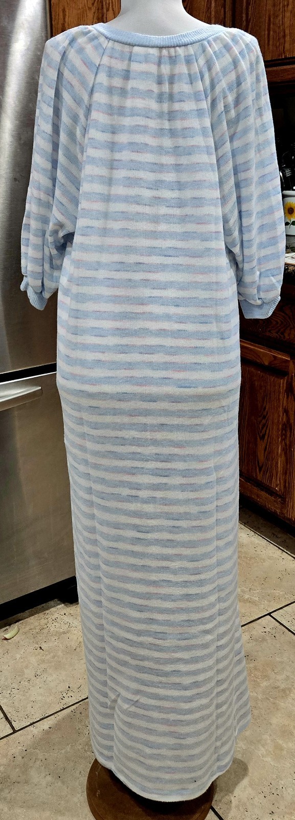 1980s DONNA RICHARD GILLIGAN & O’MALLEY Striped Polyester Acrylic Nightgown Sz M
