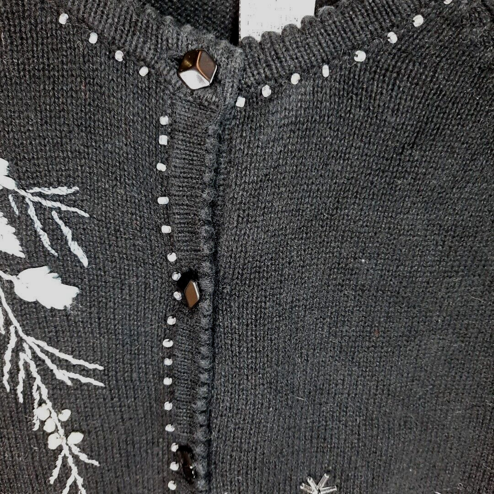 Stitches in Time Snowflake Beaded Embroidered Cardigan Sweater Large Black White