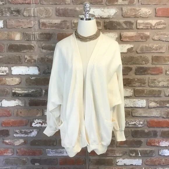 SLOPPY JOES Woman’s Vintage 80’s 90’s Cream Batwing Open Cardigan Reg Uni Size