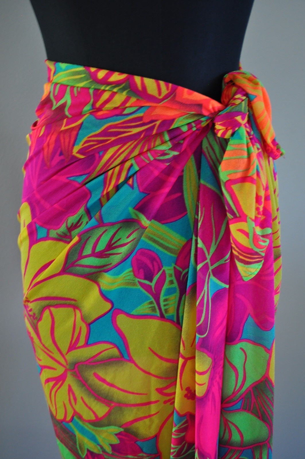Vintage Sessa Beach Wrap Sarong 100% Nylon NEON Floral made in USA One Size