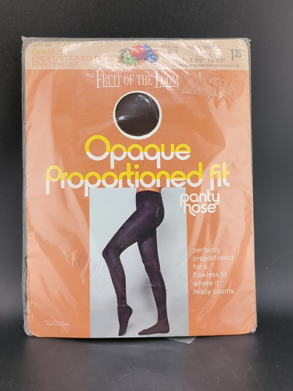 Vintage Fruit of the Loom Opaque Proportioned Fit Panty Hose – Deep Brown Small