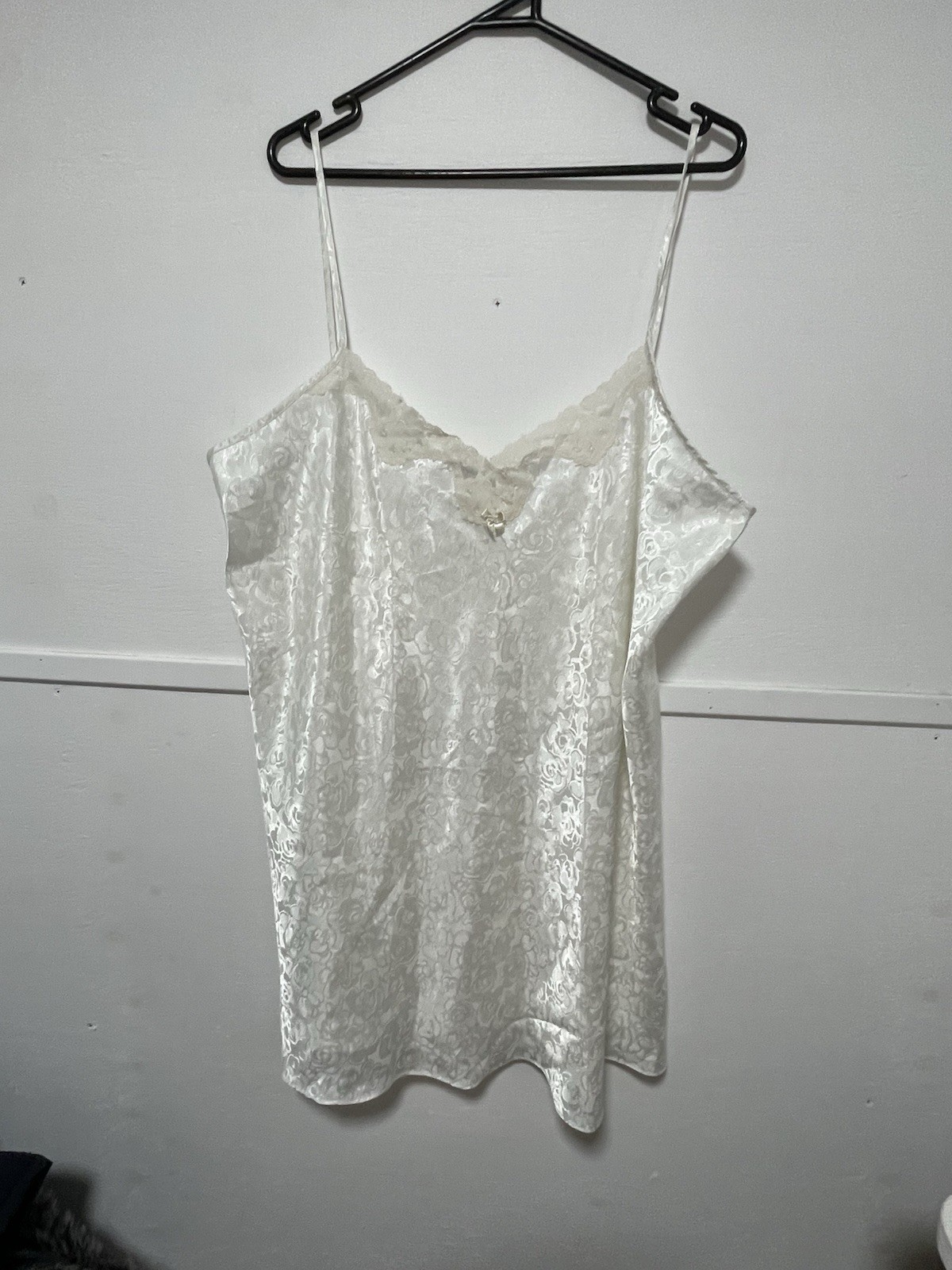 Diamond Cut Size XL White Lingerie Nightie Polyester Nylon Spaghetti Strap