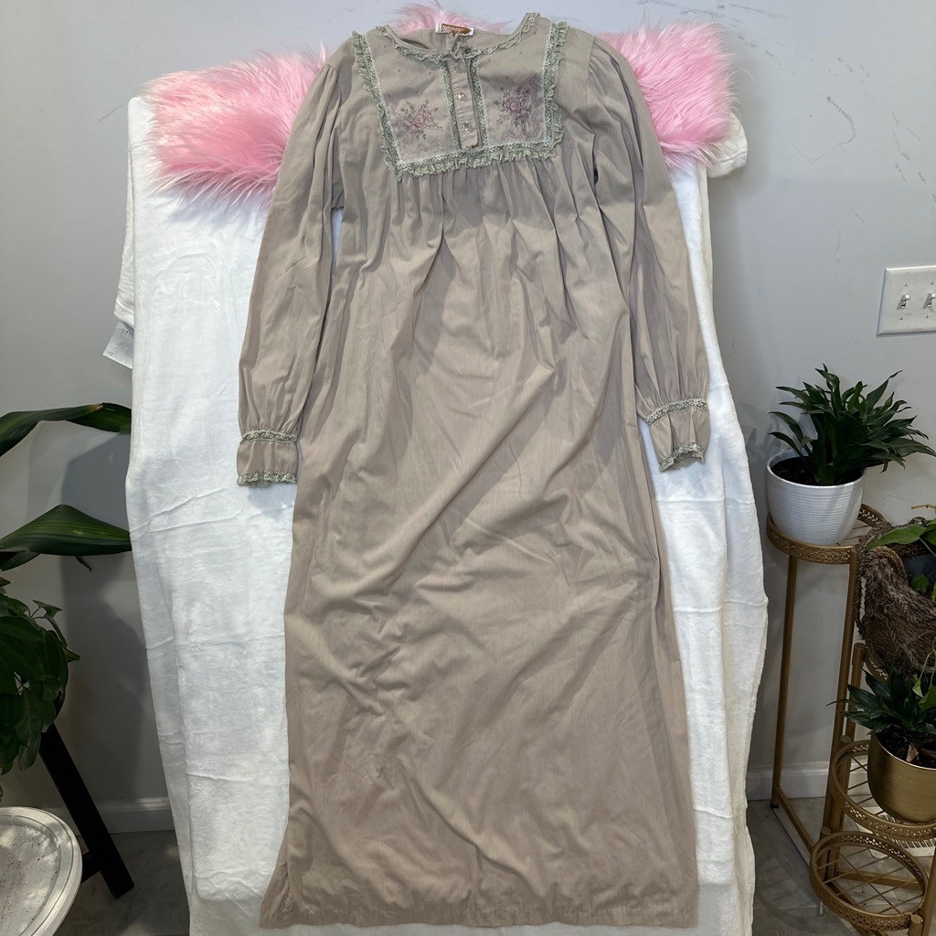 Vintage Fairycore Long Sleeve Dress Nightgown Floral Embroidery Lace Trim Maxi L