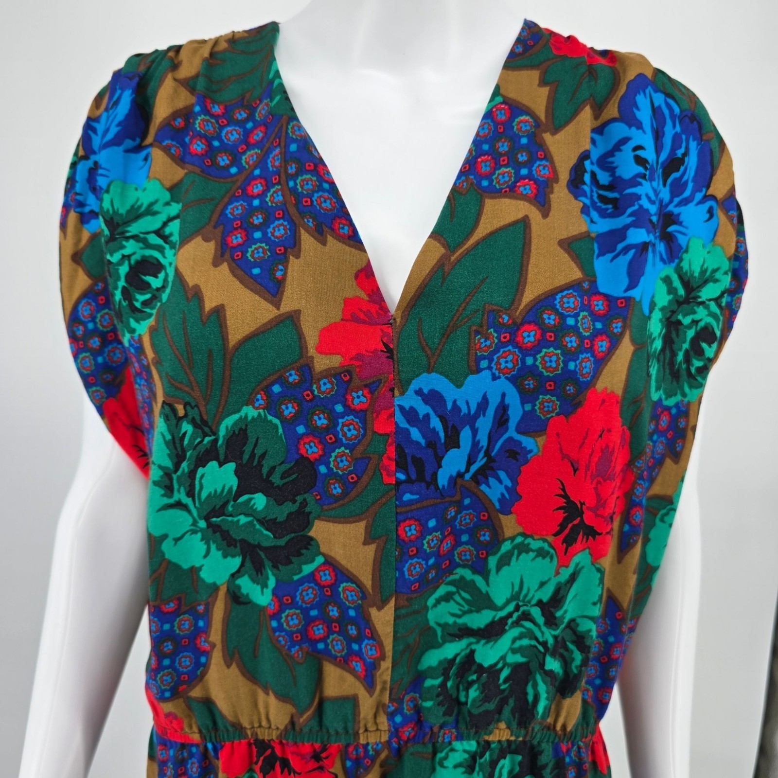 Vintage 1980s Unbranded Floral Print Dolman Sleeve V-Neck Midi Dress (XL)