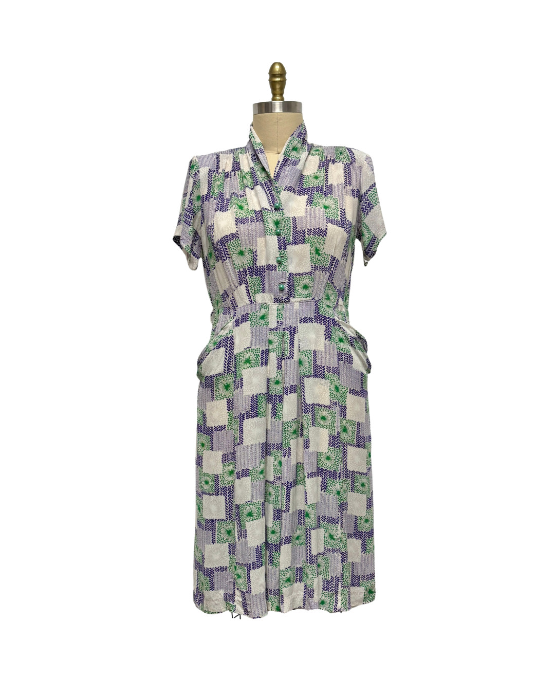 1950s PLUS SIZE PURPLE & GREEN RAYON | VOLUP 1950s PURPLE & WHITE PRINT DRESS