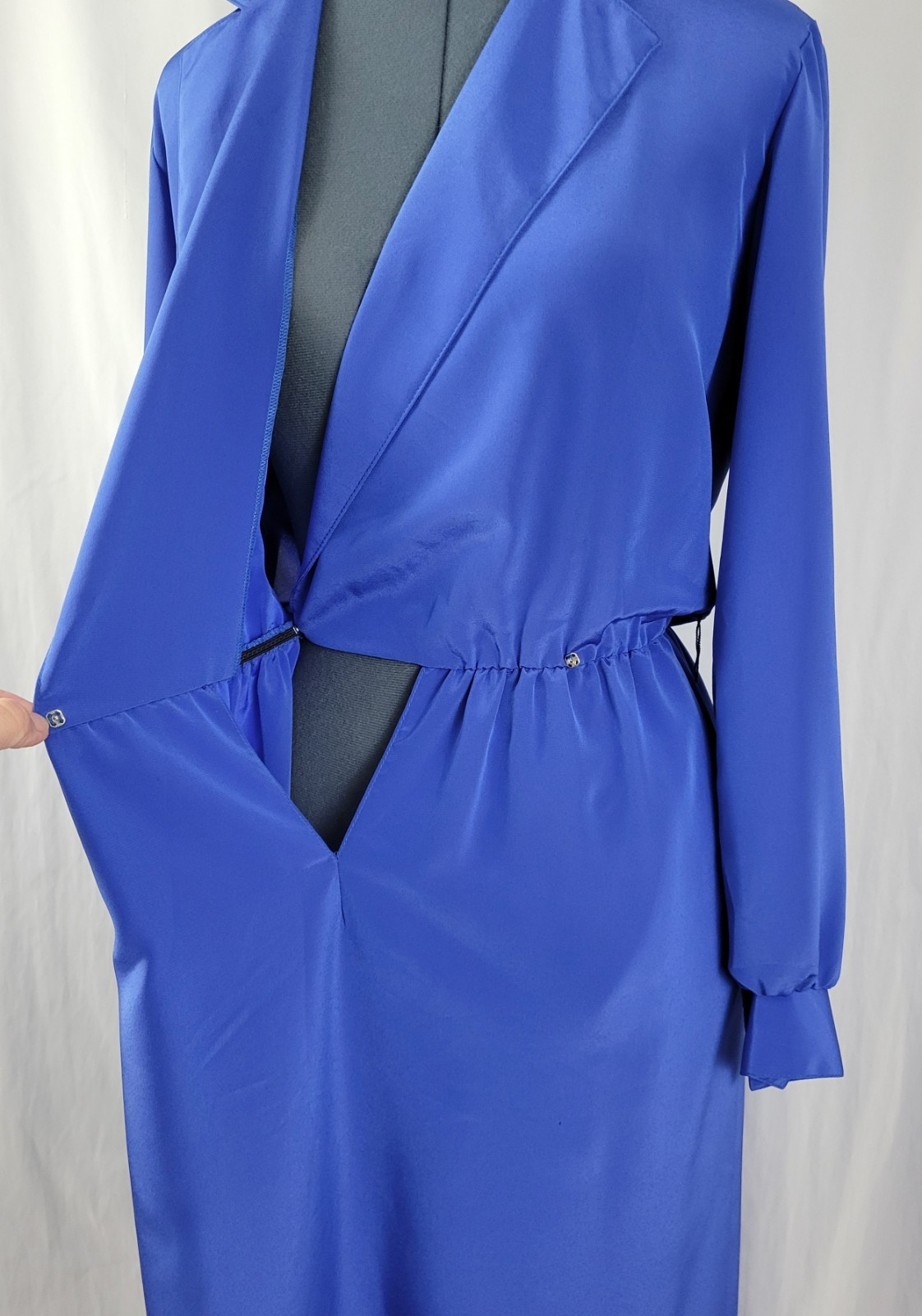Vintage Caron Blue Wrap Bodice Collared Dress Size Small?