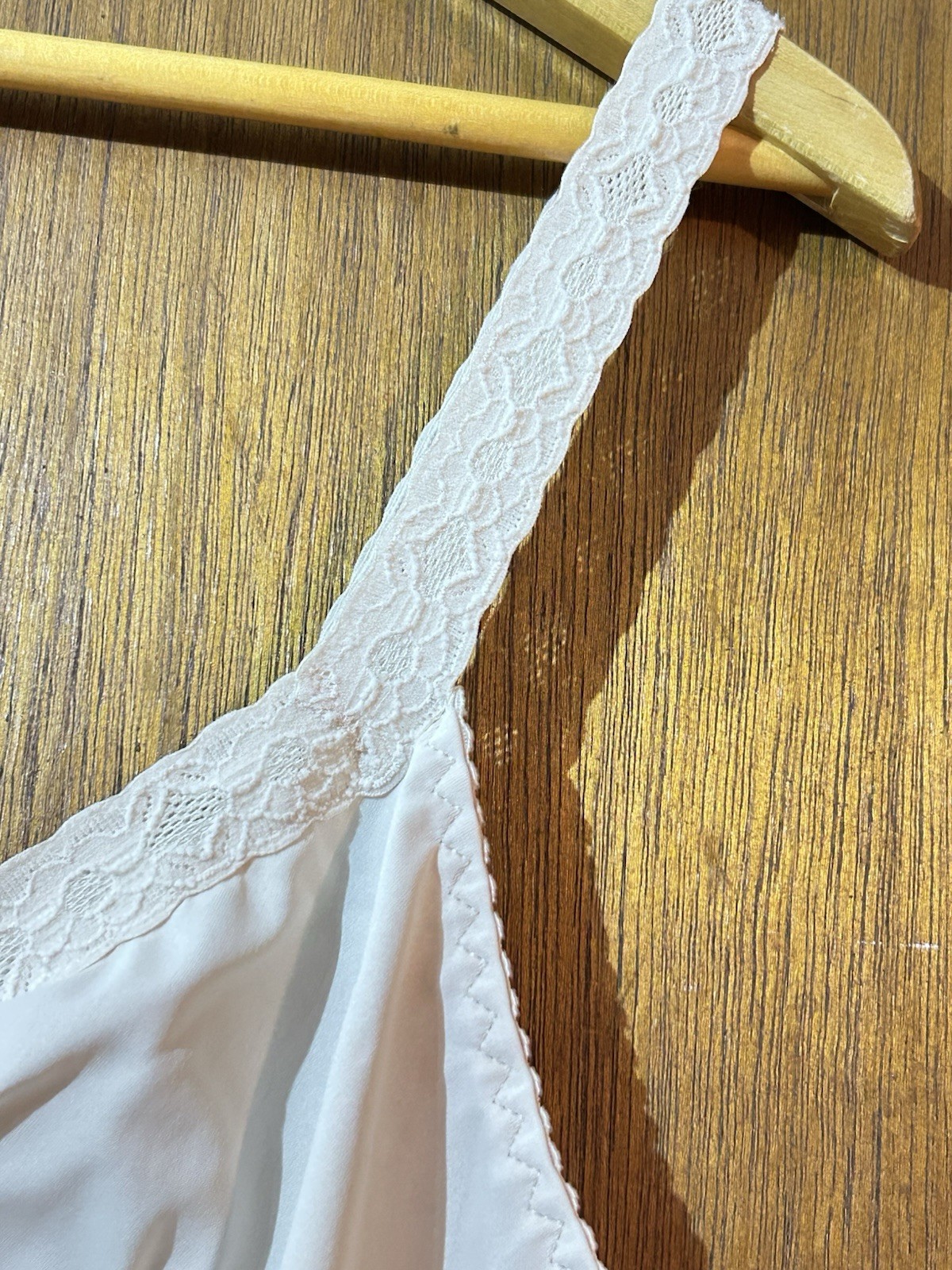 Vintage 2 Pc Nylon & Lace Full Slips Blush & Ivory SZ 40L XL Lorraine Shadowline