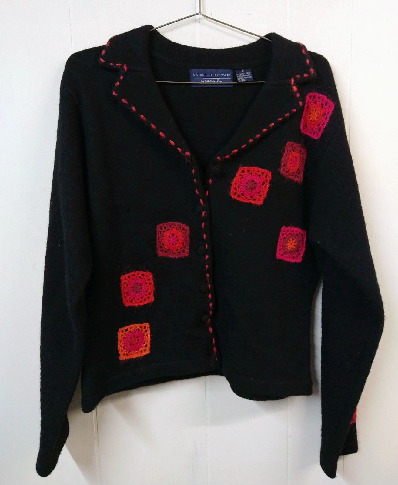 VTG Catherine Stewart WM S Wool Cardigan Black with Crocheted Red Squares Collar
