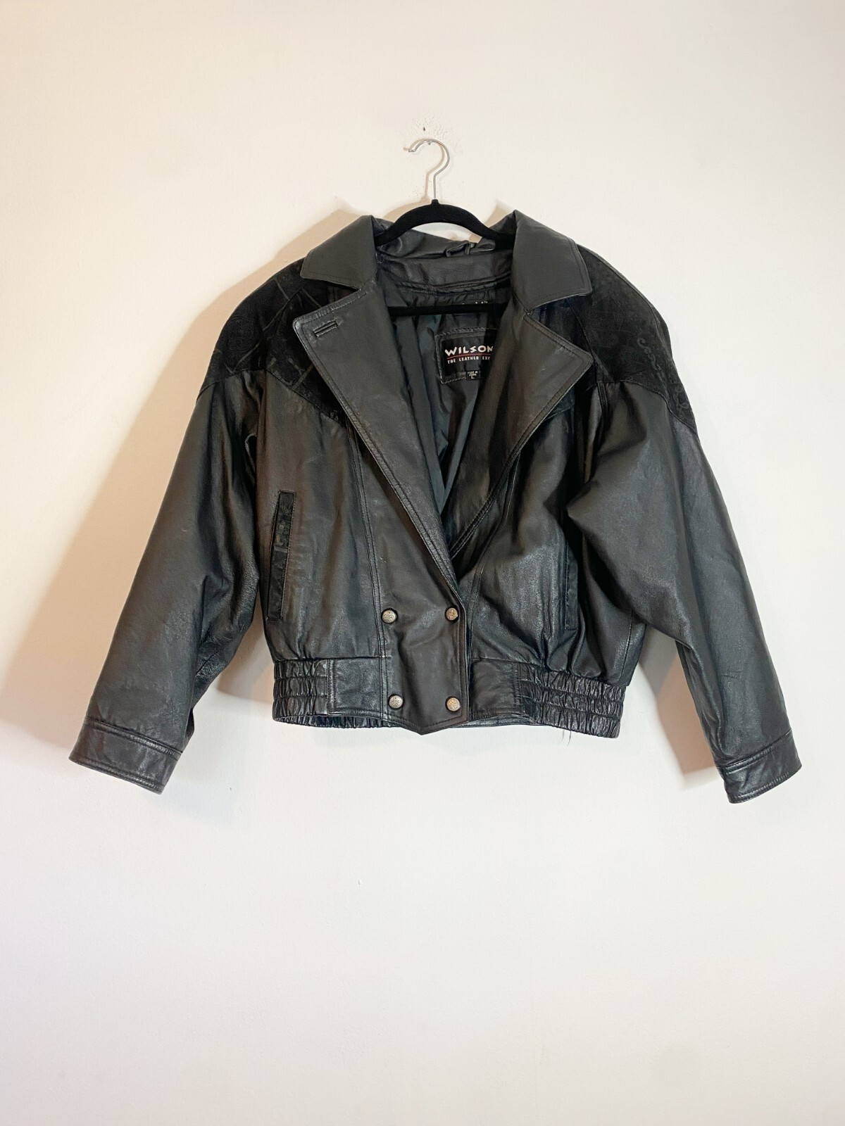 Vintage Wilson’s Black Leather Dolman Short Coat 3M Thinsulate Size Large