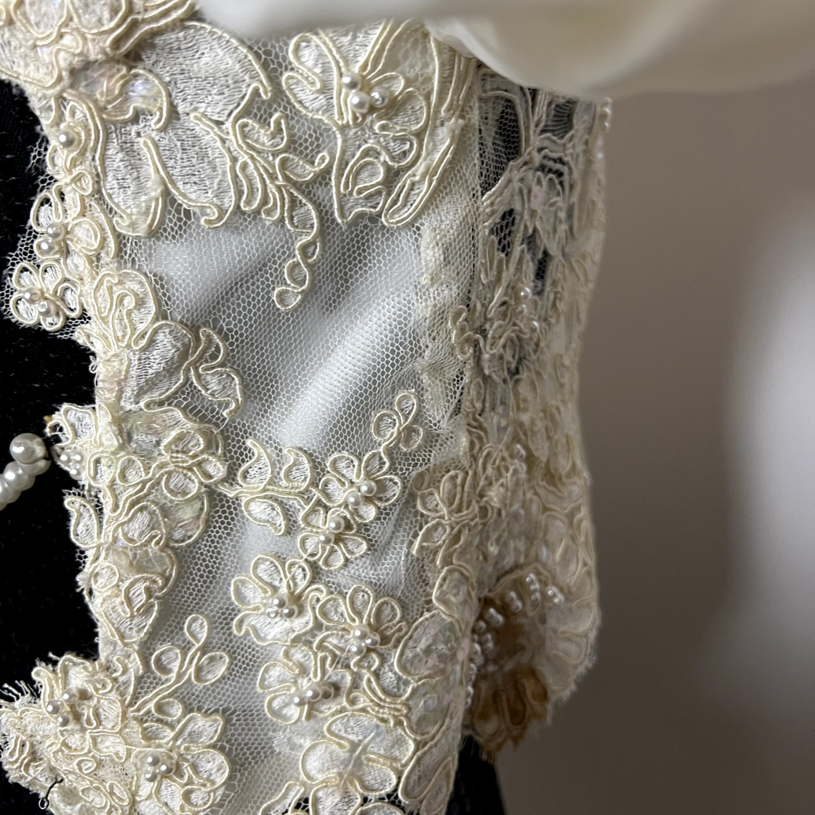 Pamela Caldwell Women Top Silk Lace Pearl Size XS S Ivory Hand made Vintage RARE