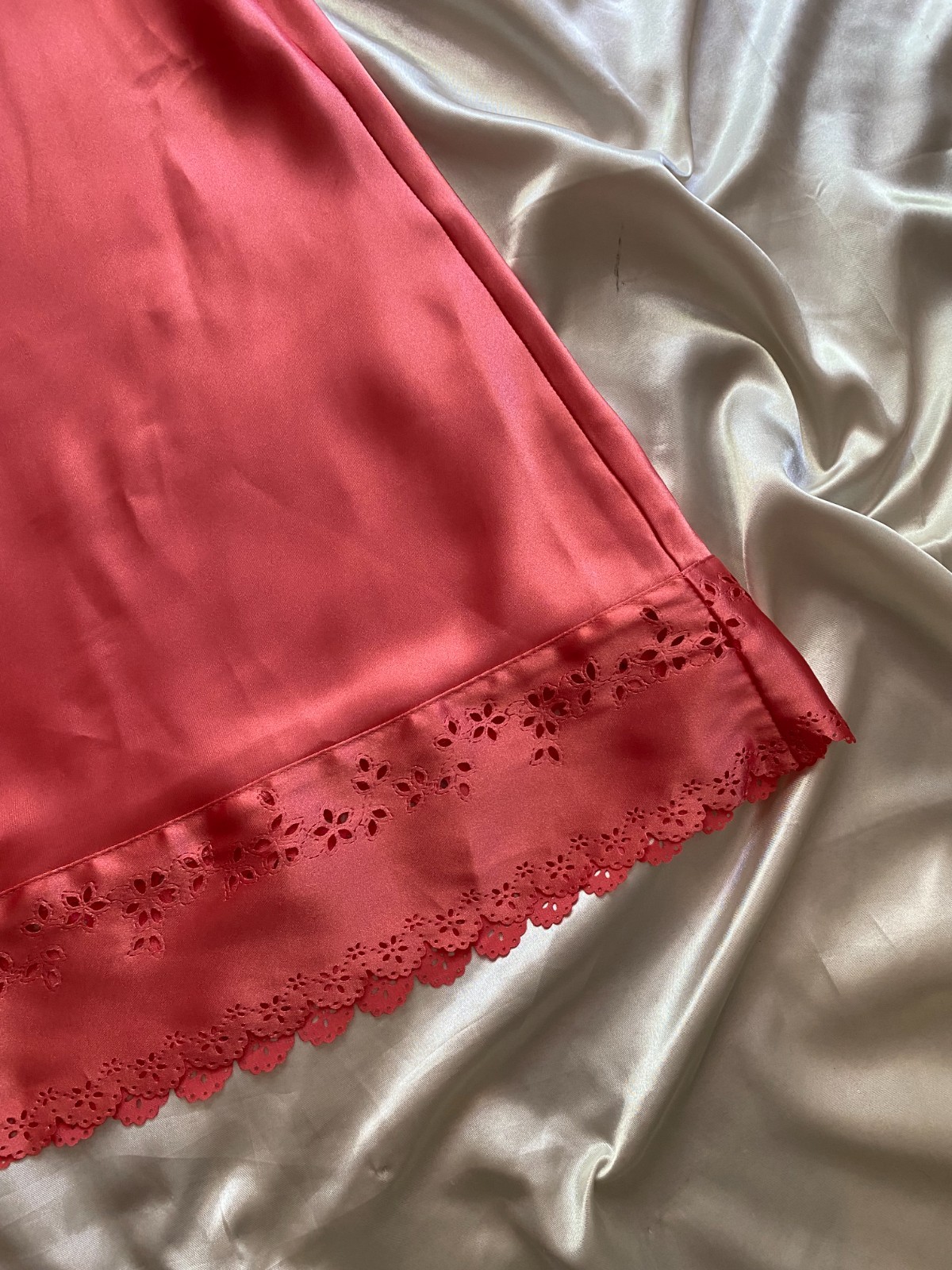 Vintage 1990s Halston Coral Orange Eyelet Half Slip Boho Medium
