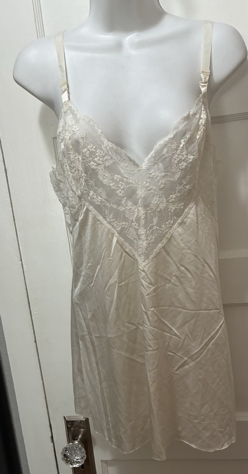 VTG SHADOWLINE Lingerie Camisole White Tank Lace Nylon Top Cami Slip 34 S